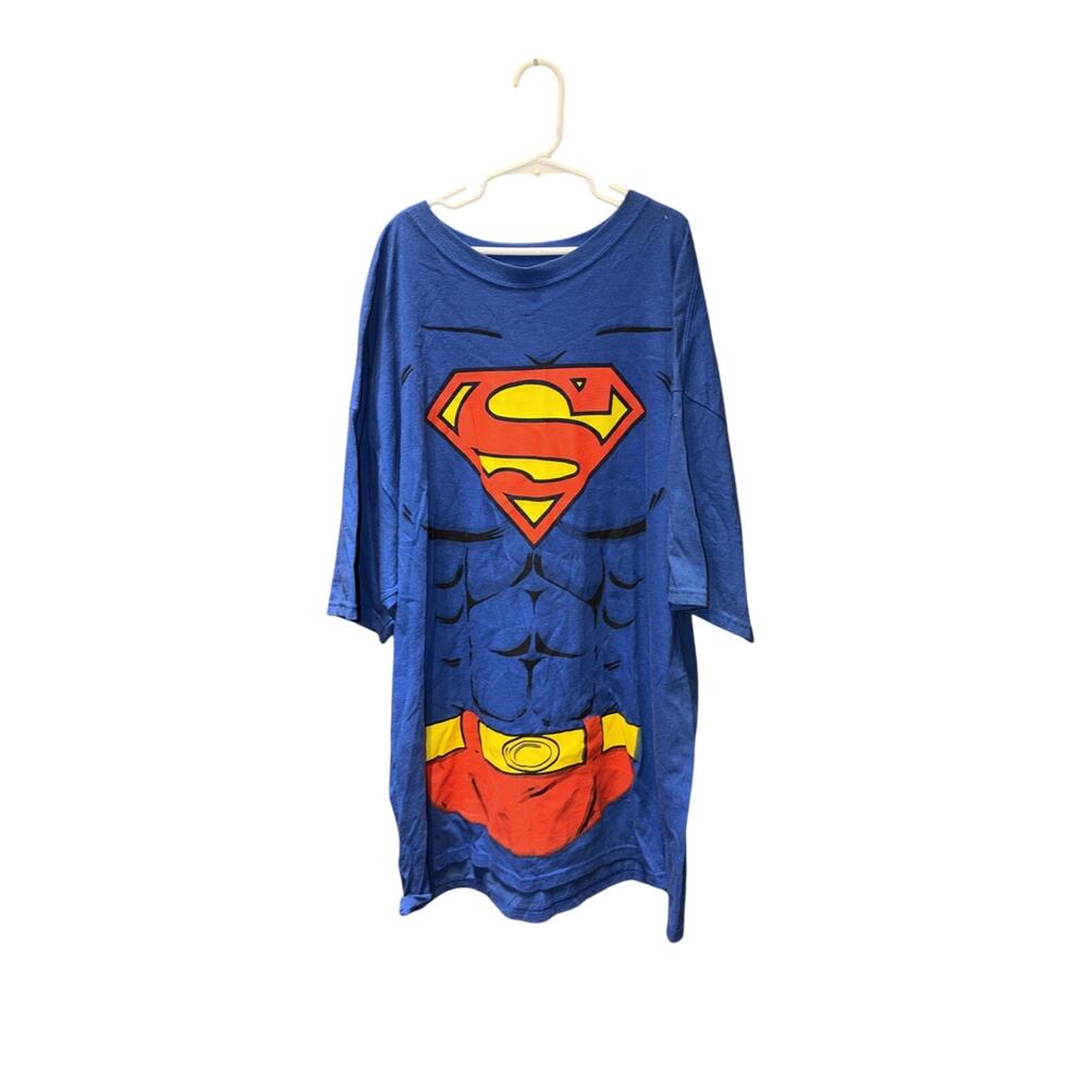 DC Comics Superman Costume T-Shirt With Red Cape Hook Loop Attached Mens XL